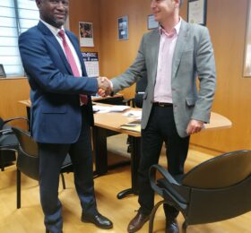 Facilitation régularisation des guinéens en Espagne